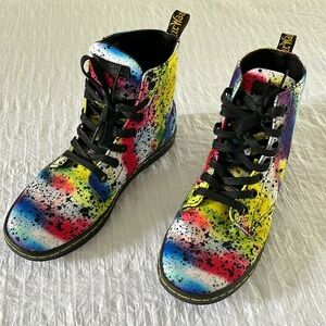 Dr.Martens boots women’s boots rare multi color splattered airbrush boots NWOB